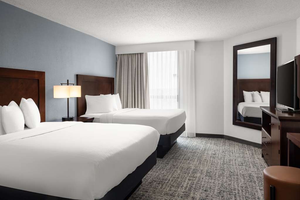 Фото Embassy Suites Hotel Birmingham