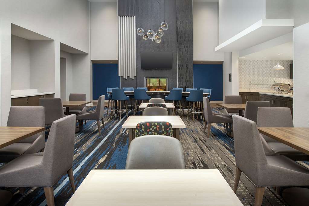 Фото Tru by Hilton Denver Airport Tower Road