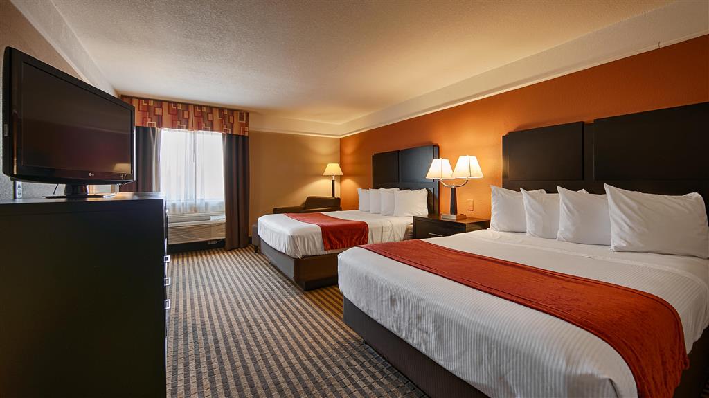 Фото Best Western Bayou Inn & Suites