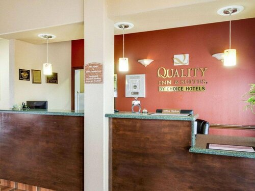 Гостиница Econo Lodge Inn & Suites Eagle Pass в Игл Пассе