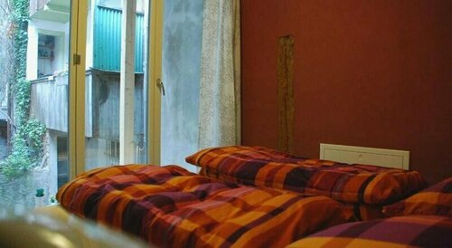 Гостиница Hostel Tabakhuesli в Райнфельдене