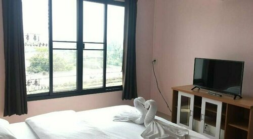 Гостиница Sutharnlai Apartment в Супханбури