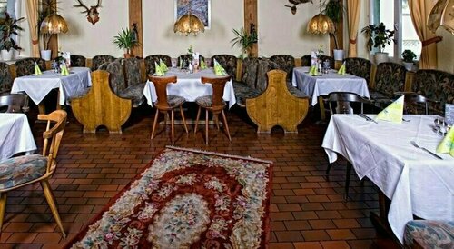 Гостиница Hotel- und Brauereigasthof Hirsch в Зонтхофене