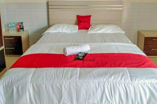 Гостиница RedDoorz @ Tinggede Area Palu в Палу