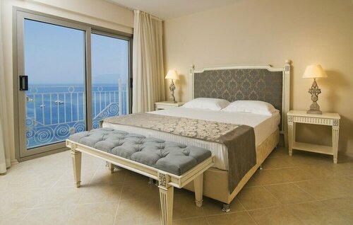 Гостиница LaVista Boutique Hotel & SPA в Кушадасы