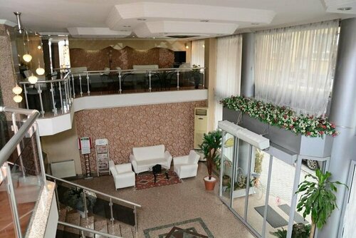 Гостиница Grand Hotel Uzcan в Ушаке