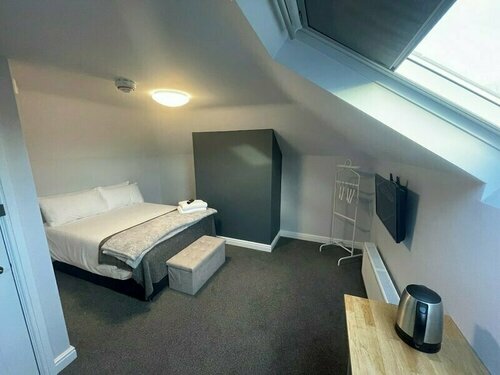 Гостиница Arlan House Hotel в Бейзингстоке
