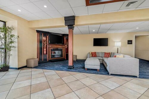 Гостиница Best Western Plus Augusta Civic Center Inn в Огасте
