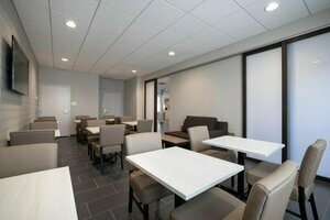 Гостиница Microtel Inn & Suites by Wyndham Loveland в Лавленде