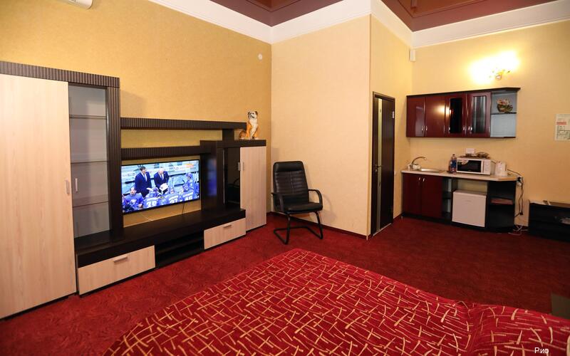 Фото отеля 2