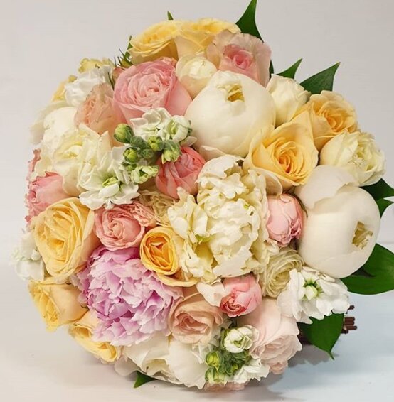 Flowers and bouquets delivery Ameli, Mytischi, photo