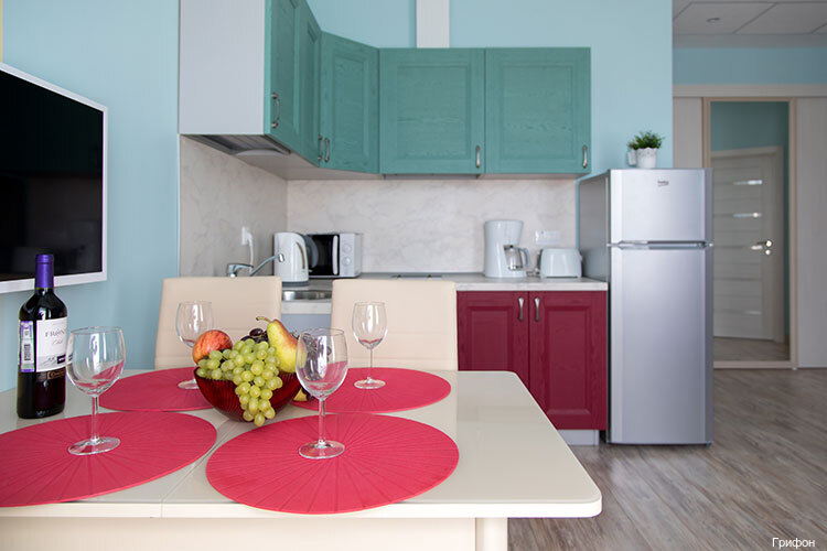 Фото Грифон