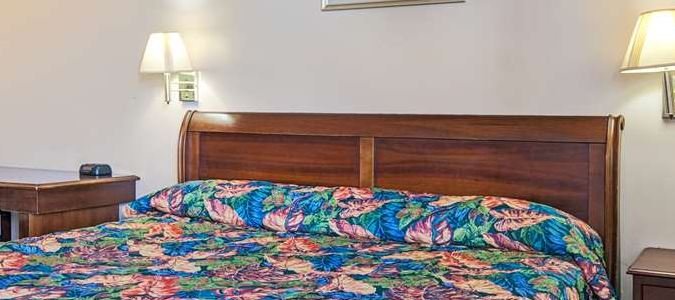 Фото Knights Inn South Hackensack