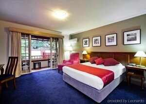 Гостиница Mercure Canberra