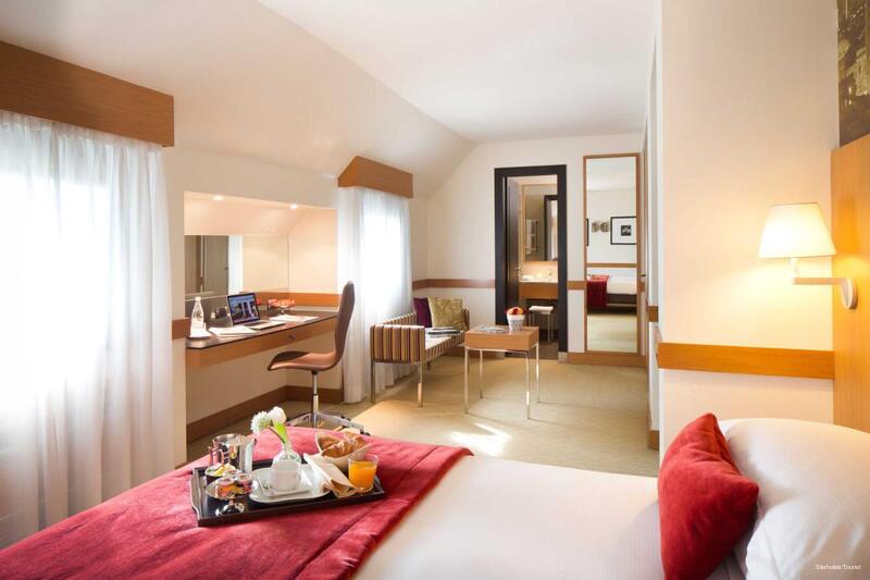 Фото Starhotels Tourist