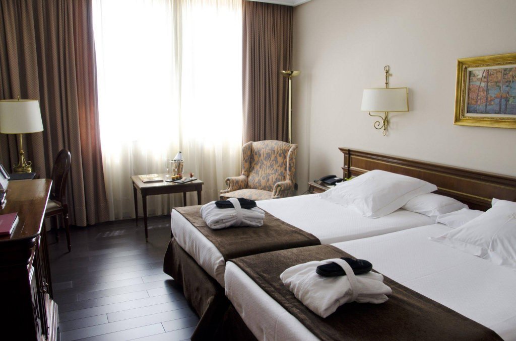 Фото Hotel Miguel Angel