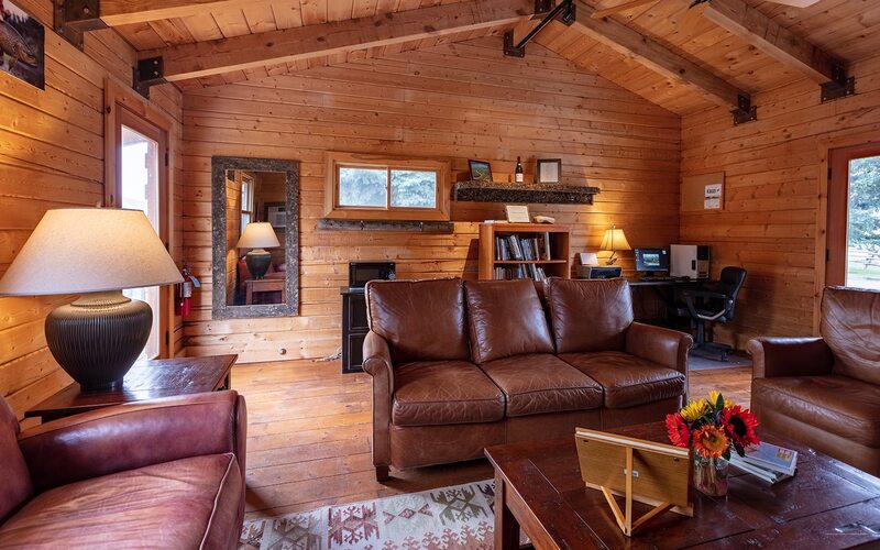 Фото Yellowstone Valley Lodge, Ascend Hotel Collection