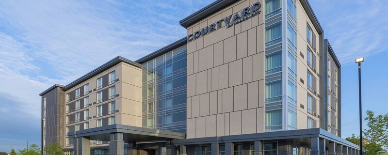 Фото Courtyard by Marriott Burlington