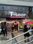 T Shop (Стамбул, Фатих, улица Еничерилер), торговый центр в Фатихе