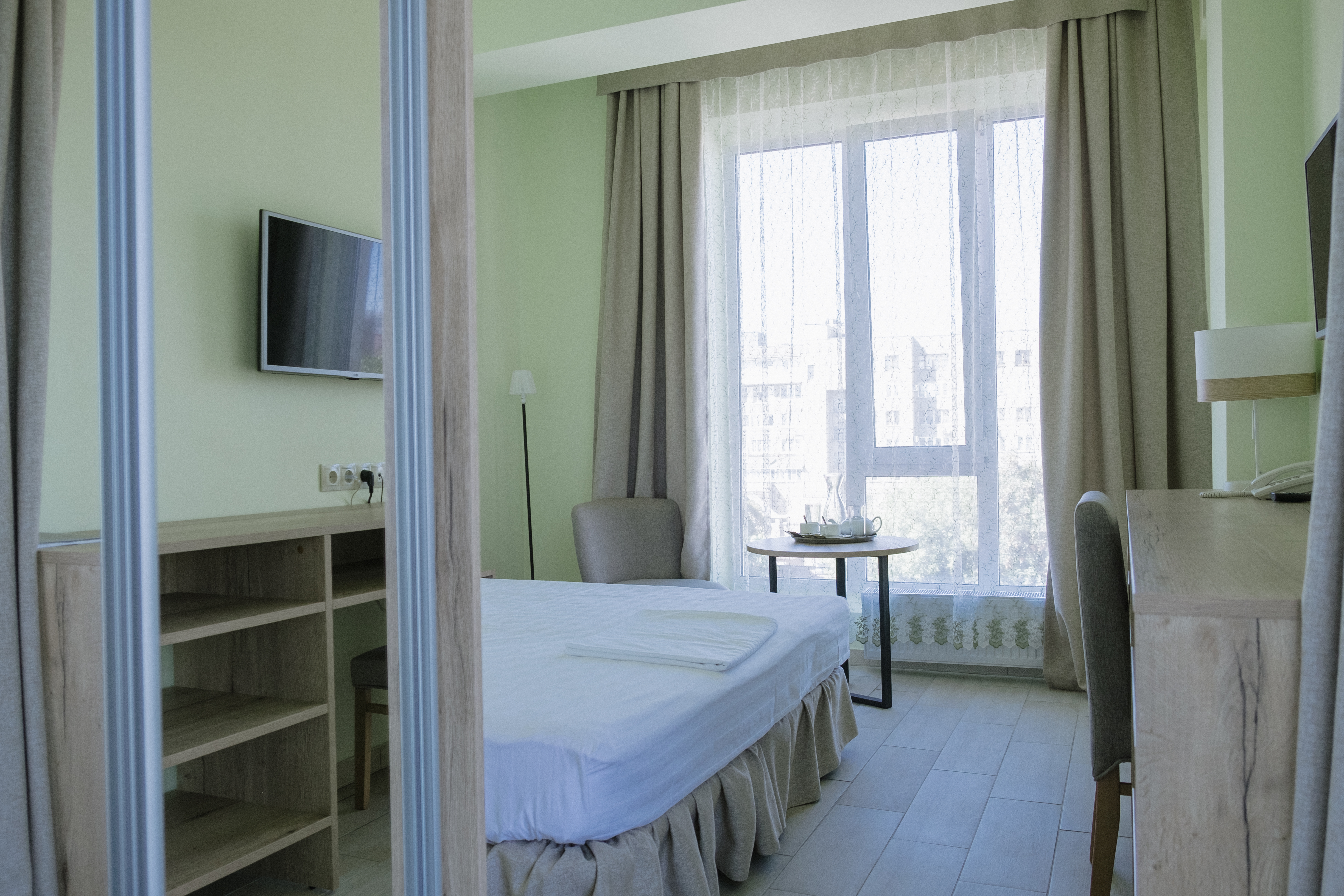 Фото отеля 2