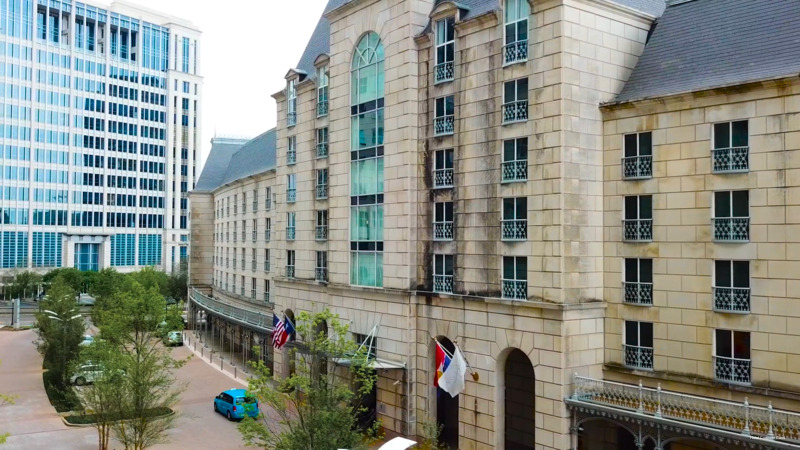 Фото Hotel Crescent Court