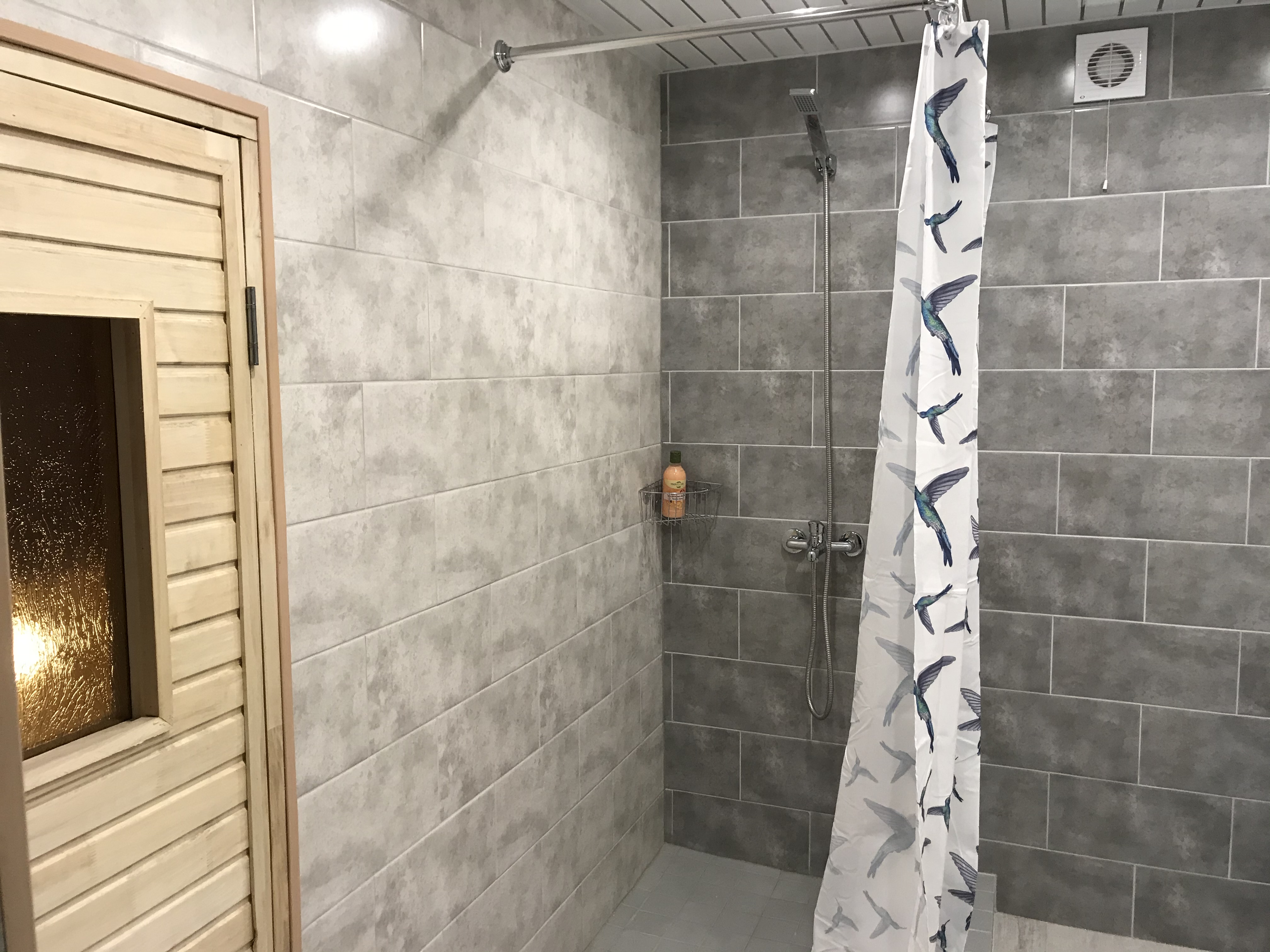 Фото Дом и река