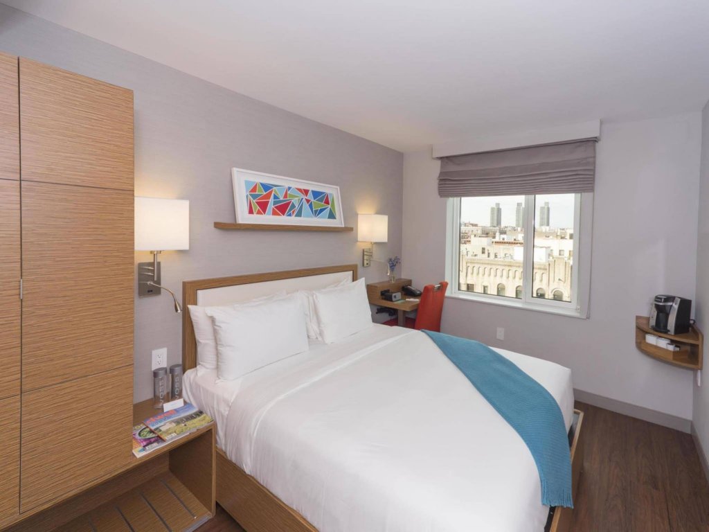 Фото Edge Hotel