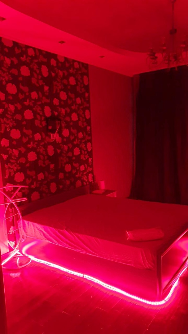 Зергерлік бұйымдармен анальный порно