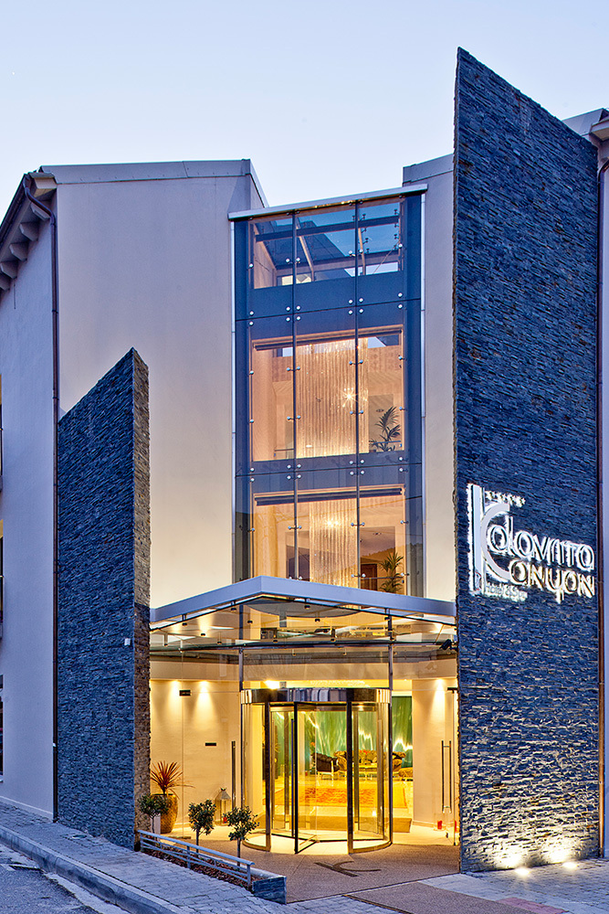 Фото отеля 1