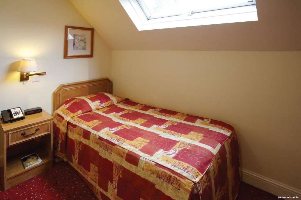 Фото Best Western Chiswick Palace & Suites