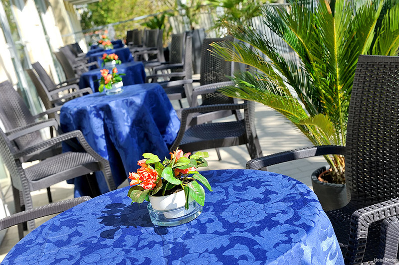 Фото Hotel Bridge