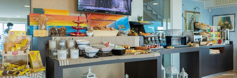 Фото Hotel Ghirlandina