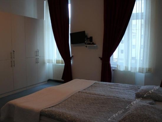 Фото Arnes Vienna