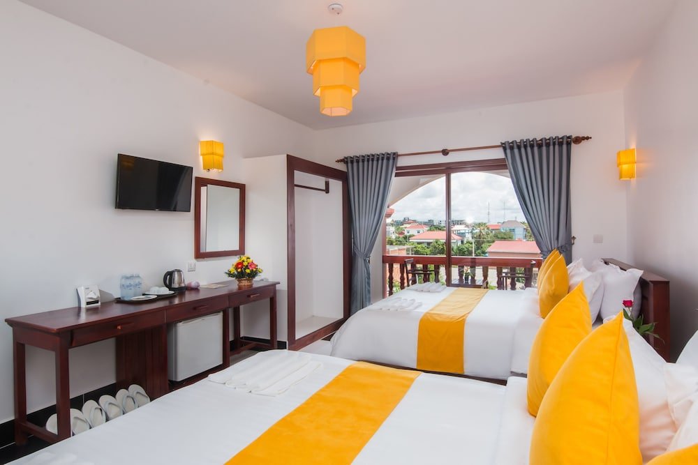 Фото Bou Savy Guesthouse