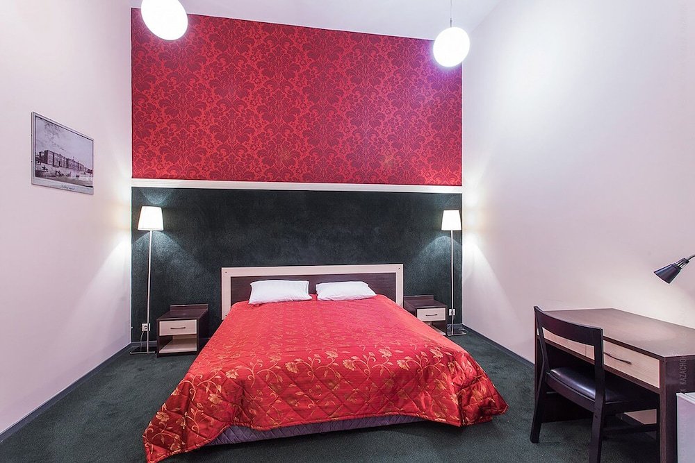 Фото Демократ