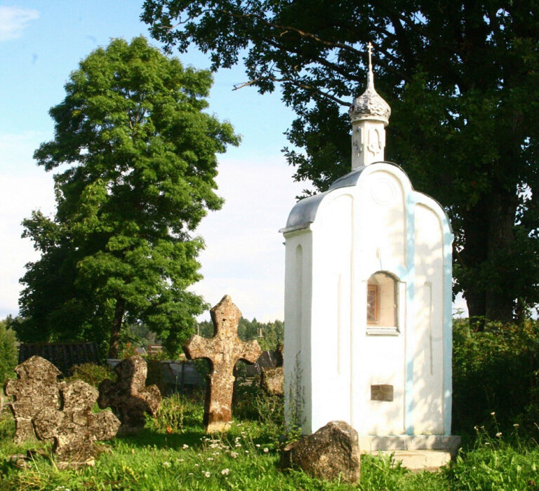 معلم جذب سياحي Древние кресты новгородского типа XII-XIV веков ، سانت بطرسبرغ ومقاطعة لينينغراد، صورة