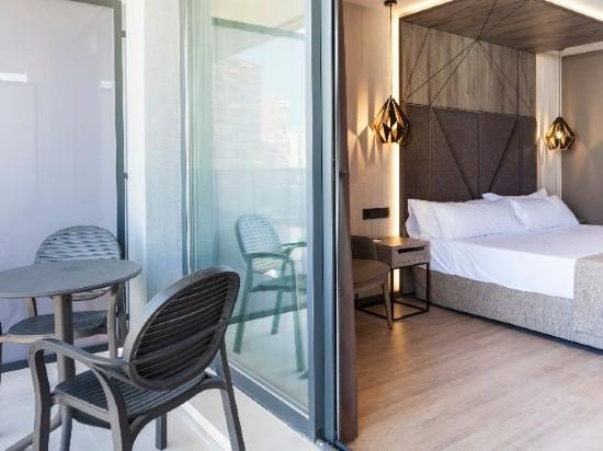 Фото Hotel Bristol Benidorm