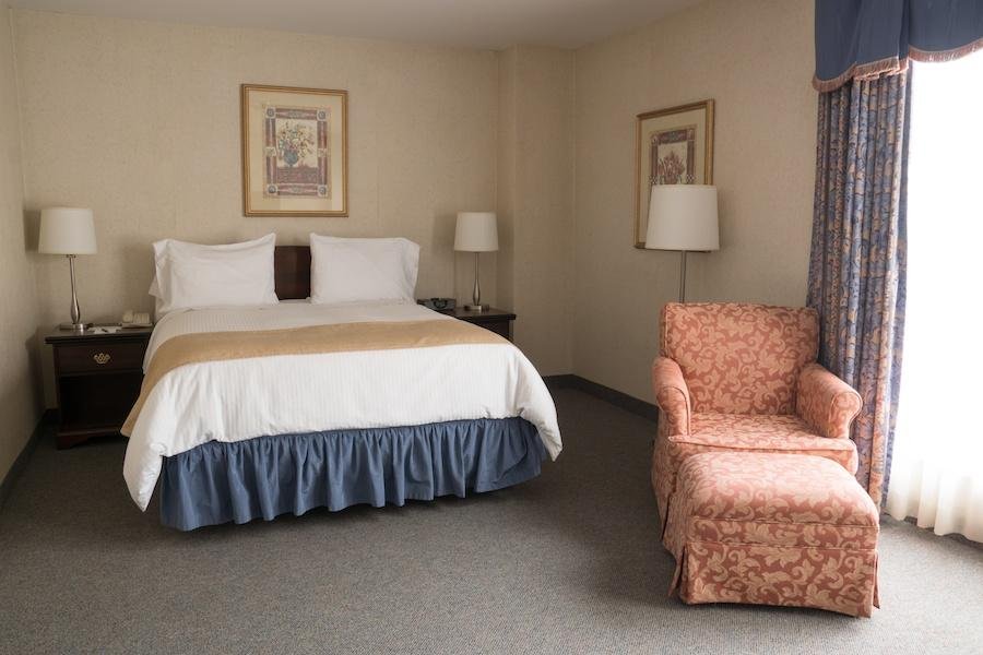 Фото The Roehampton Hotel