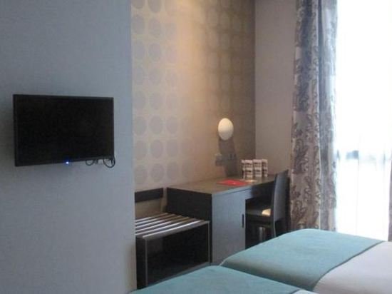 Фото Hotel Ciudad de Ponferrada