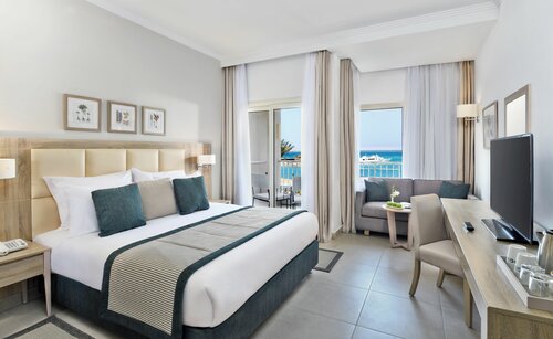 Гостиница Jaz Elite Casa Del Mar Beach в Мухафазе Красное Море