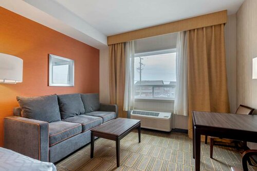 Гостиница Best Western Plus Chateau Fort St. John в Форт-Сент-Джоне