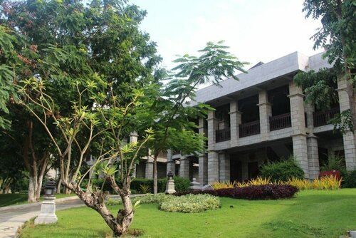 Гостиница Royal Naypyitaw Hotel в Нейпьидо