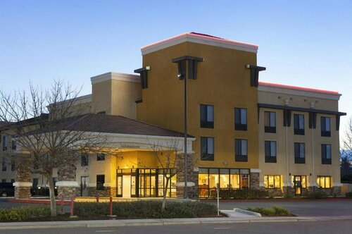 Гостиница Country Inn & Suites by Radisson, Dixon, Ca - Uc Davis Area в Диксоне