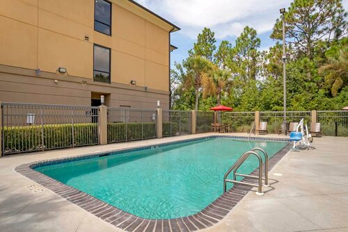 Гостиница Best Western Plus Daphne Inn & Suites в Дафни