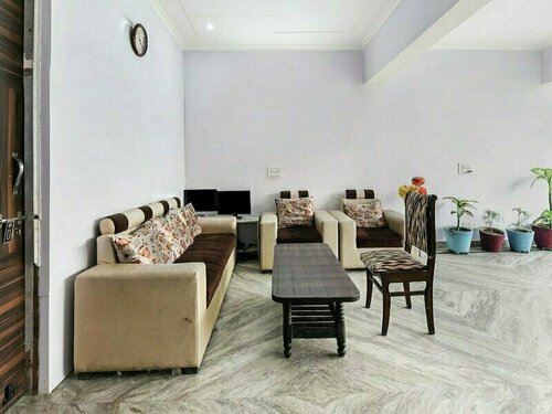Гостиница Oyo 22968 Devanshi Residency в Уттар-Прадеш