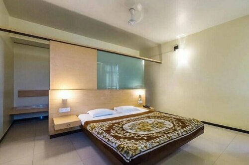 Гостиница Hotel Bala Regency в Баллари