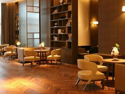 Гостиница Grand New Century Hotel luan в Луани