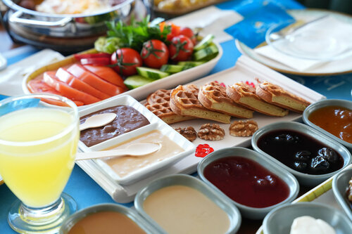 Гостиница Blue Lake Otel - Restaurant - Kahvaltı Salonu в Бейшехире