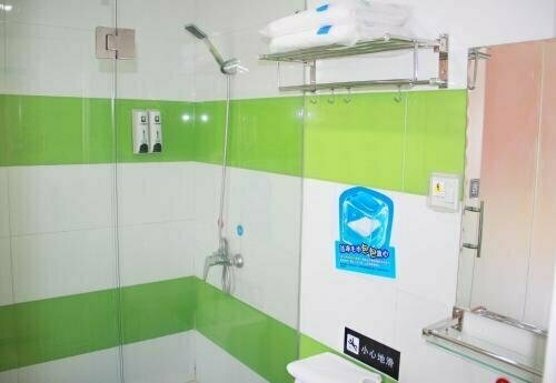 Гостиница 7 Days Inn Kunming Wujing Road в Куньмине