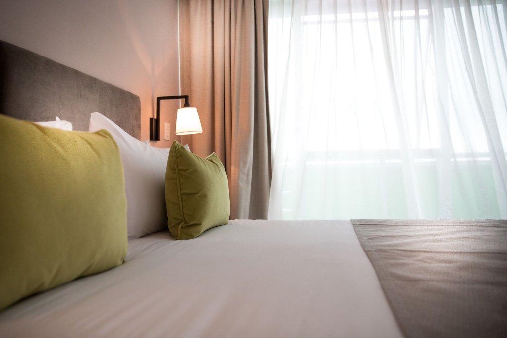 Фото Howard Johnson Plaza Buenos Aires